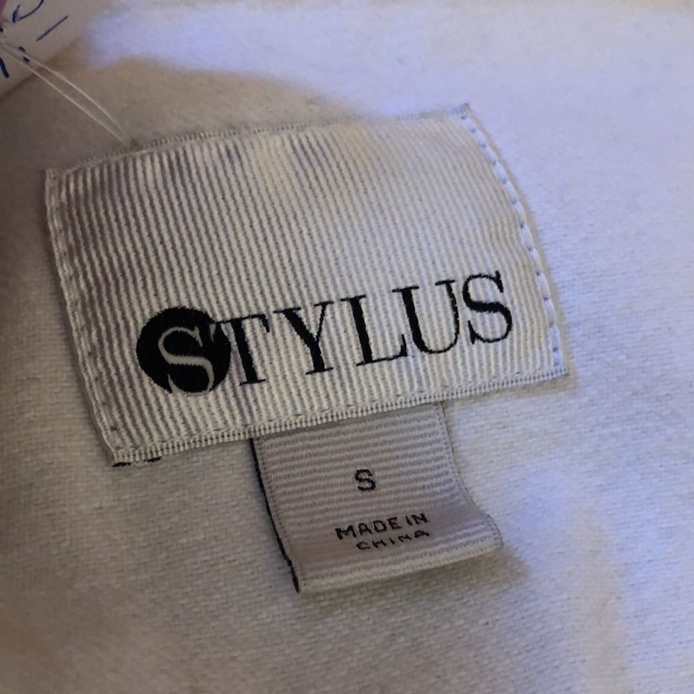 Stylus white denim jean jacket sunflowers - Picture 4 of 6